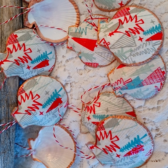 Ornaments - Picture 1 of 1